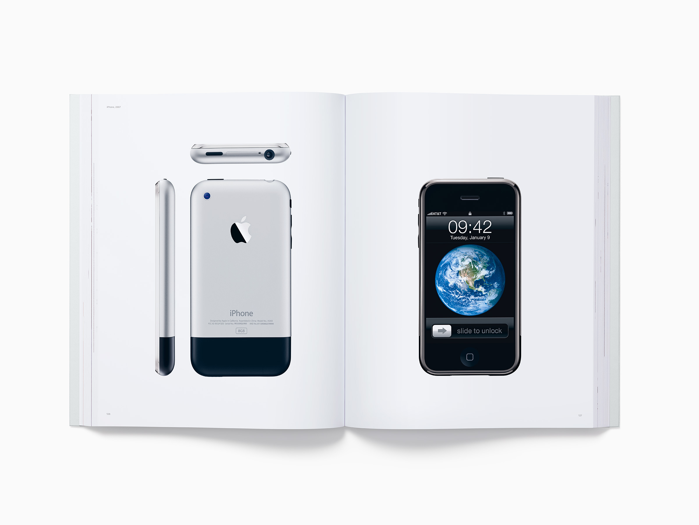 Apple luncurkan buku berjudul “Designed by Apple in California”